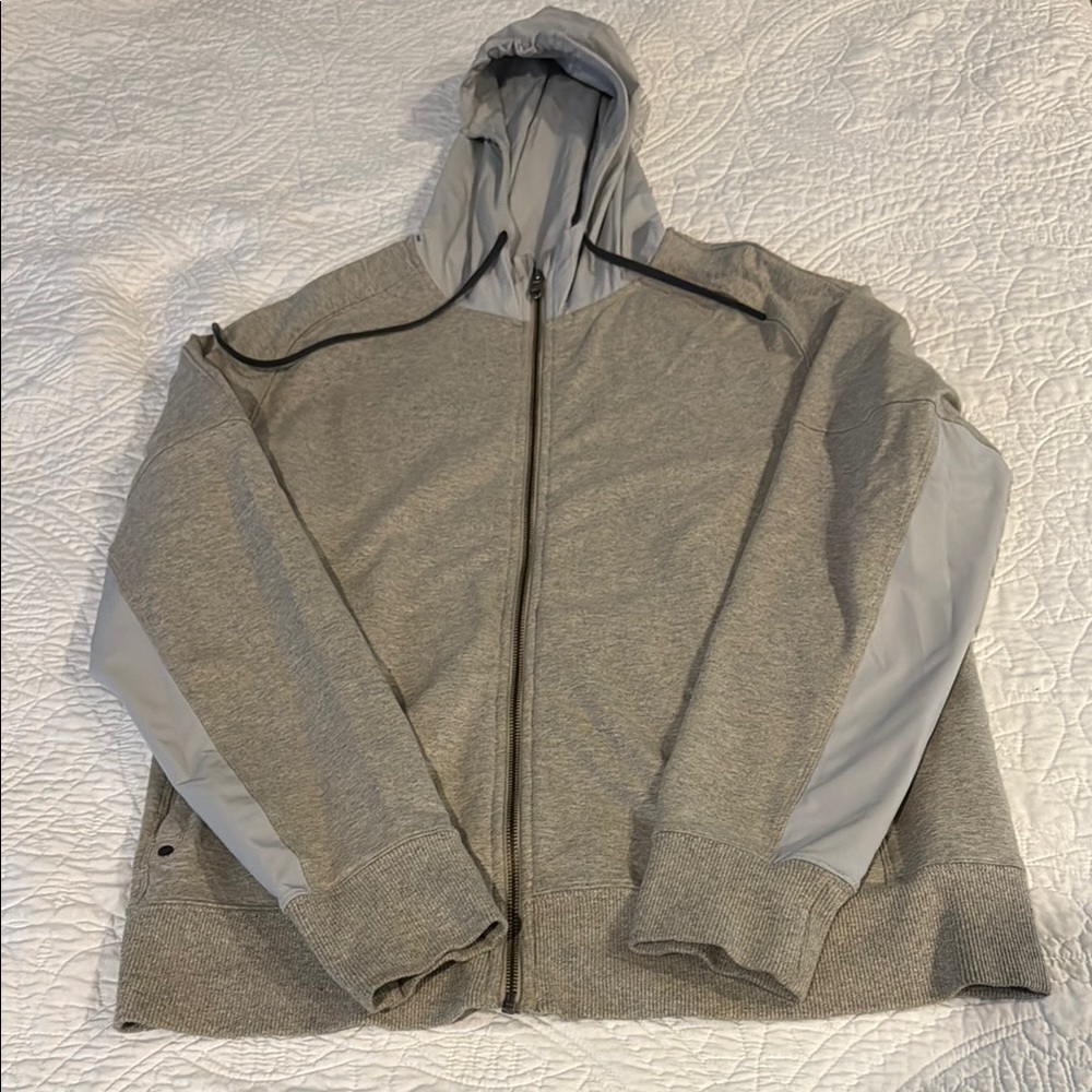 Lululemon Men’s Size Large Gray and Light Gray Zip-Up Hoodie